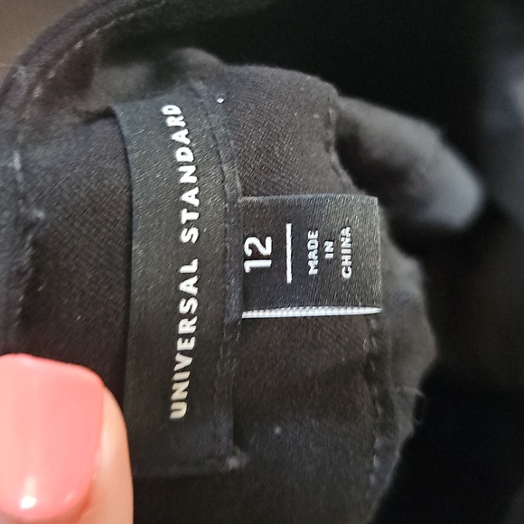 Black Wide-Leg Pants - Picture 3 of 4